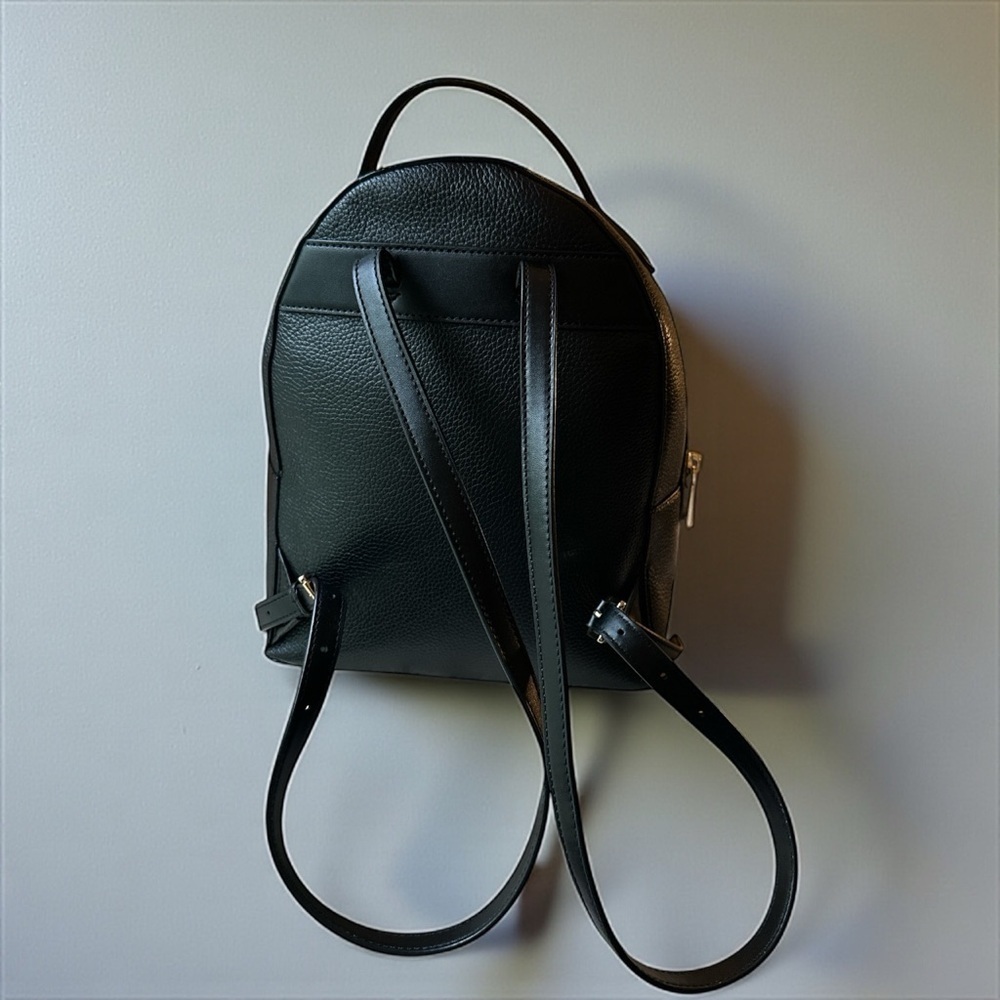 Michael Kors Pebbled Leather Backpack Black Gold Hardware EUC - Picture 5 of 9